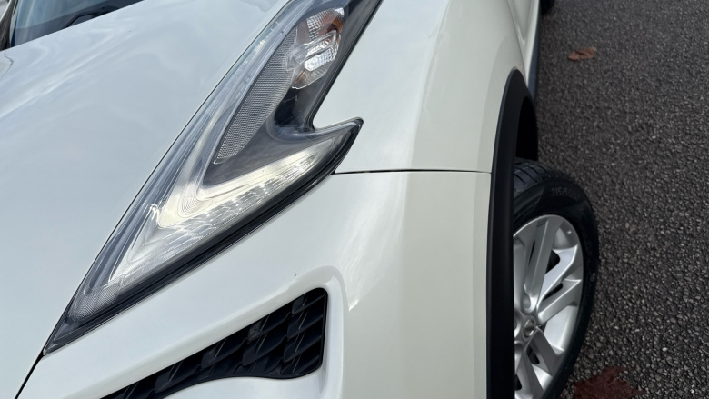 Nissan Juke 1.5 dCi N-Connecta 5dr Diesel Hatchback